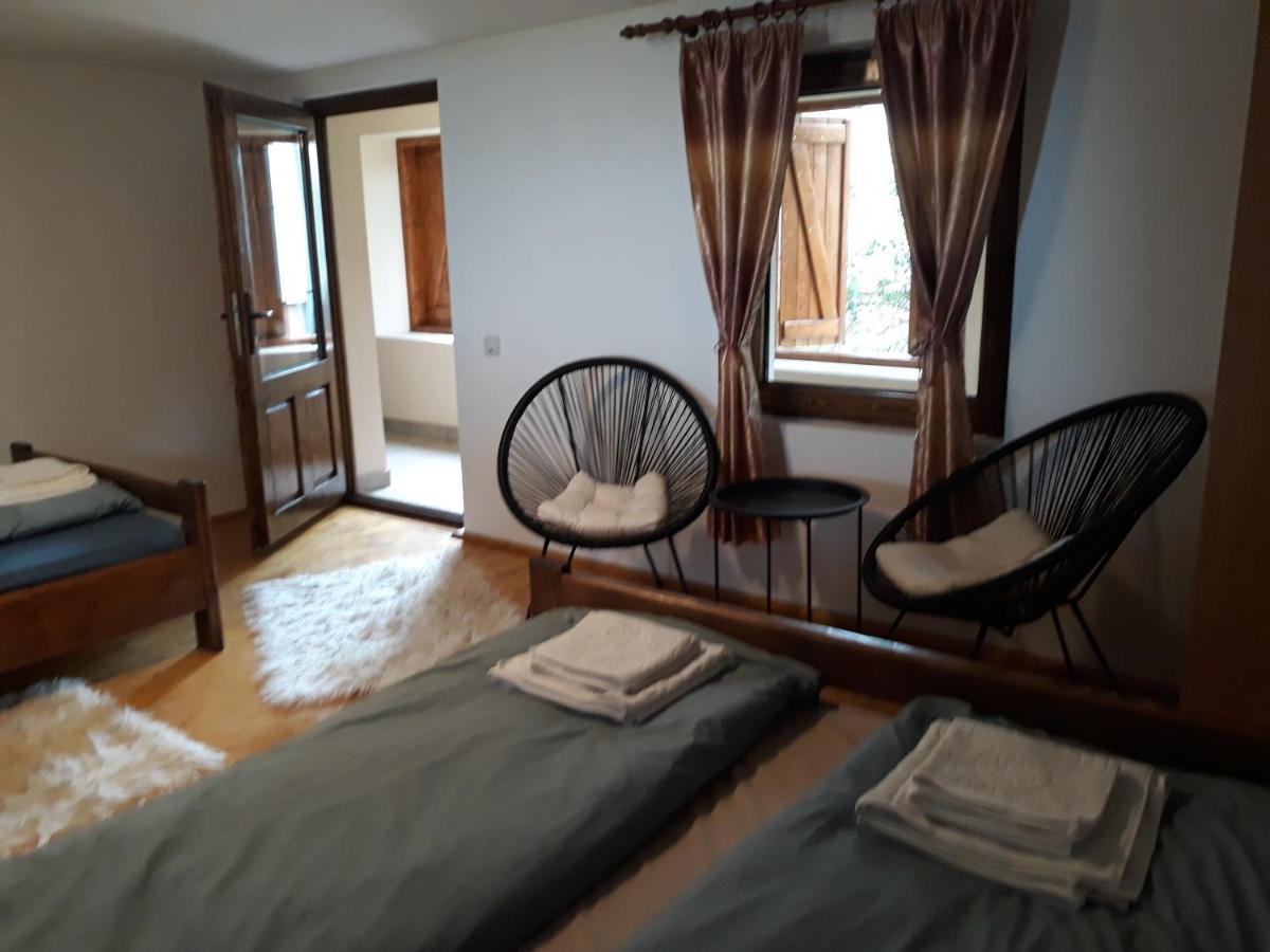 Holiday home Casa De Peste Apa